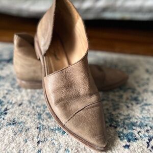 Free People Royale Flat 37 size 7